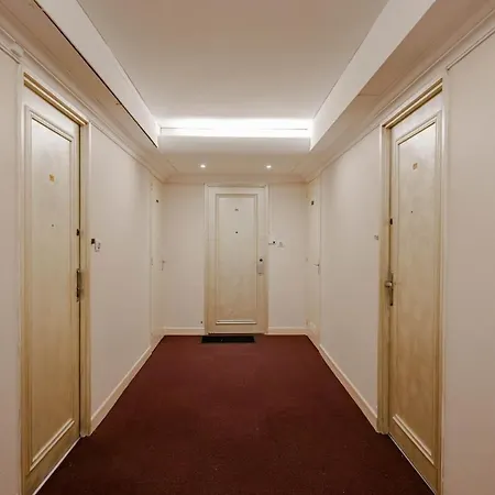 - Beautiful - 3 Bedrooms - 3 Bathrooms - 5cv *