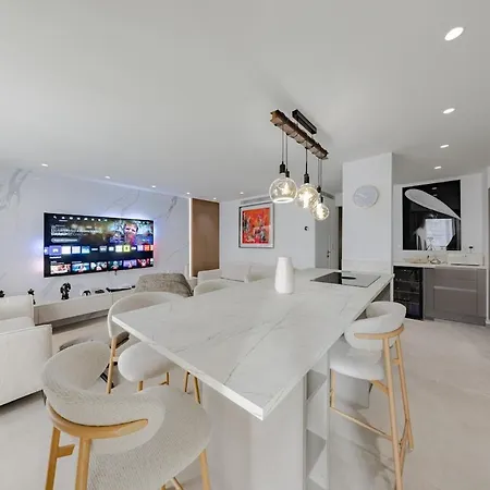 - Beautiful - 3 Bedrooms - 3 Bathrooms - 5cv Appartement Cannes