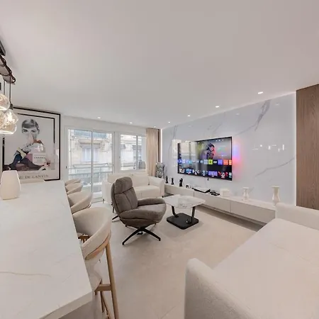 - Beautiful - 3 Bedrooms - 3 Bathrooms - 5cv Appartement