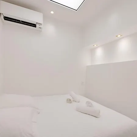 - Beautiful - 3 Bedrooms - 3 Bathrooms - 5cv Appartement *